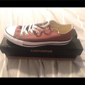 *NEW* Converse unisex low top color: Saddle